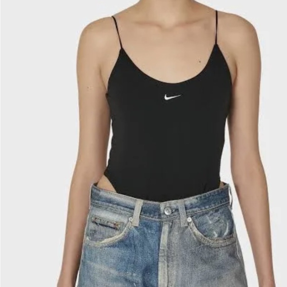 Nike Chill Knit Cami Women's Bodysuit